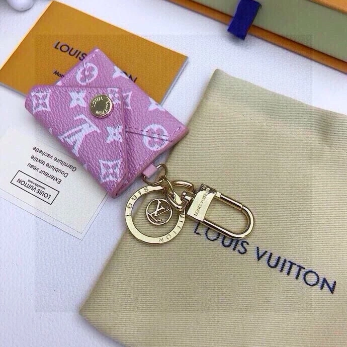 HighPerformance Louis Vuitton Keychains 266276