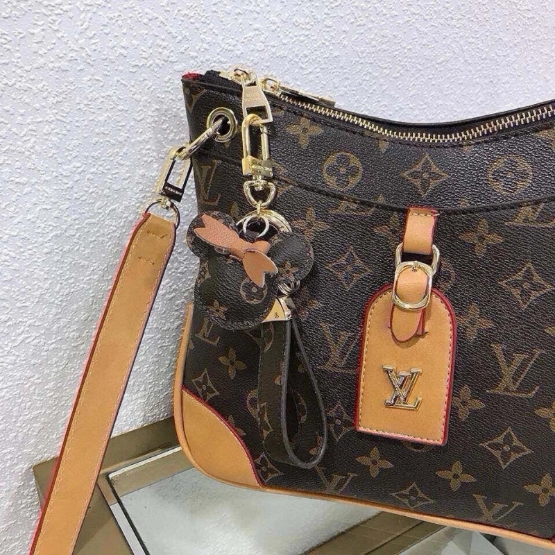 Breathable Louis Vuitton Keychains 266283