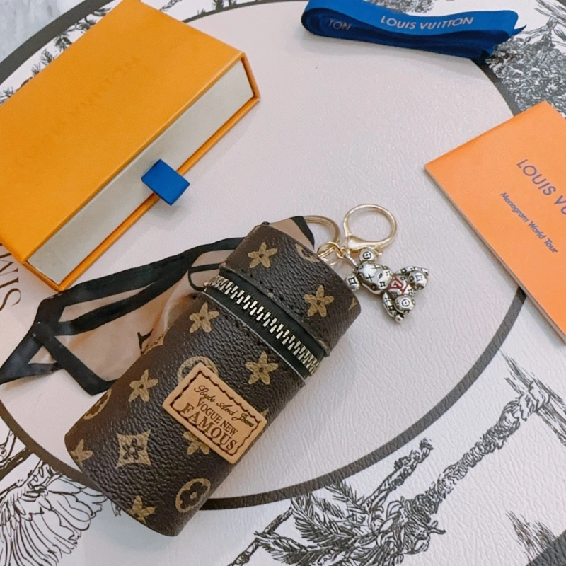 Louis Vuitton Keychains Sophisticated 266265