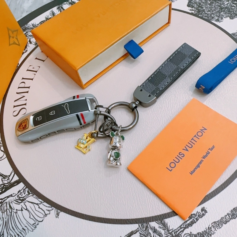 Unisex Louis Vuitton Keychains 266252