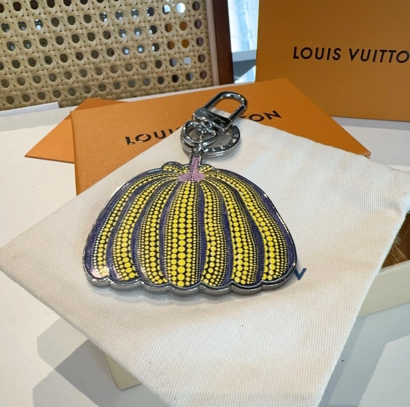 QuickDry Louis Vuitton Keychains 266244