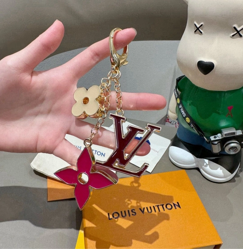 StreetReady Louis Vuitton Keychains 266215