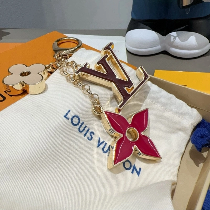 StreetReady Louis Vuitton Keychains 266215