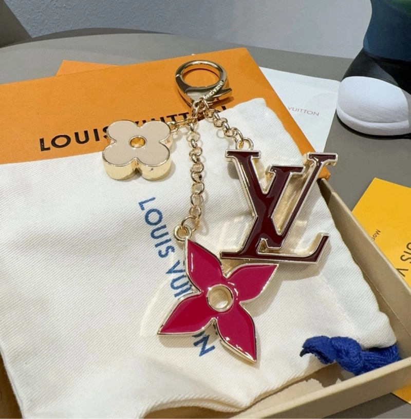 StreetReady Louis Vuitton Keychains 266215