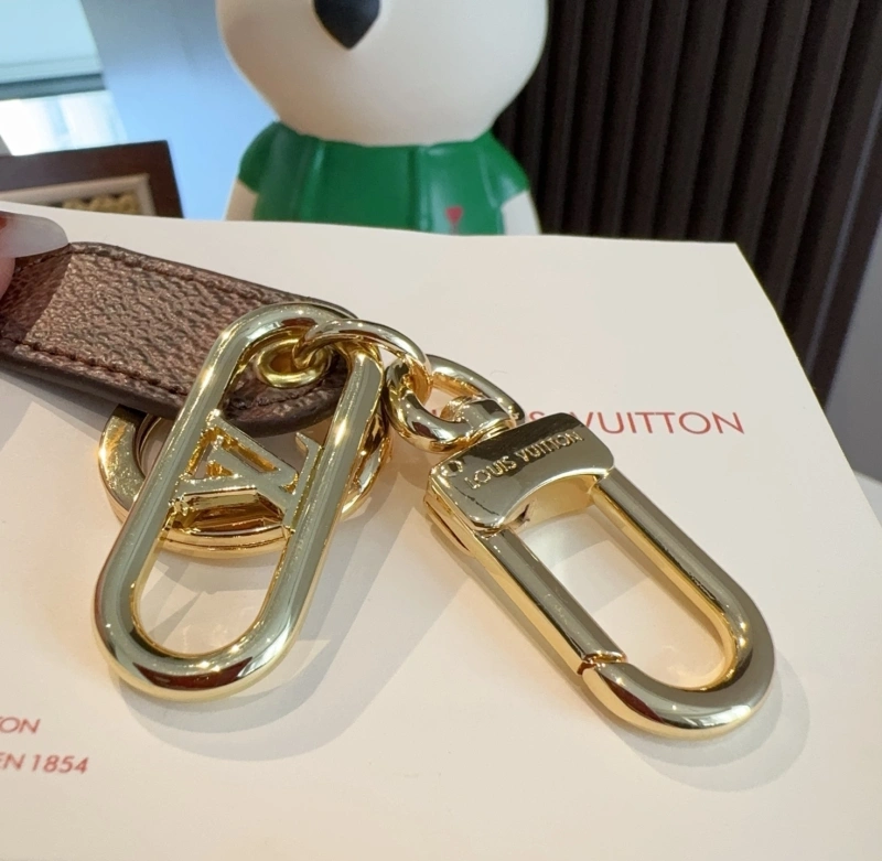 Louis Vuitton Keychains Elegant 266234
