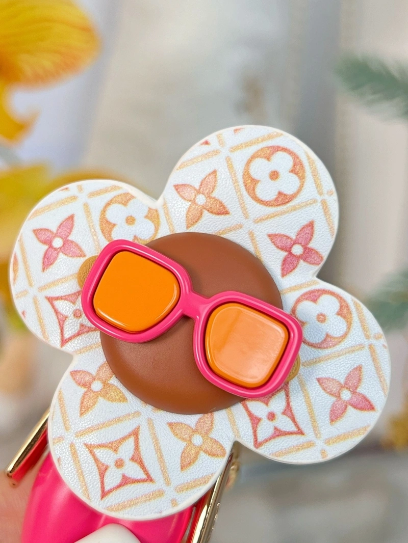 Louis Vuitton Keychains Durable 266239