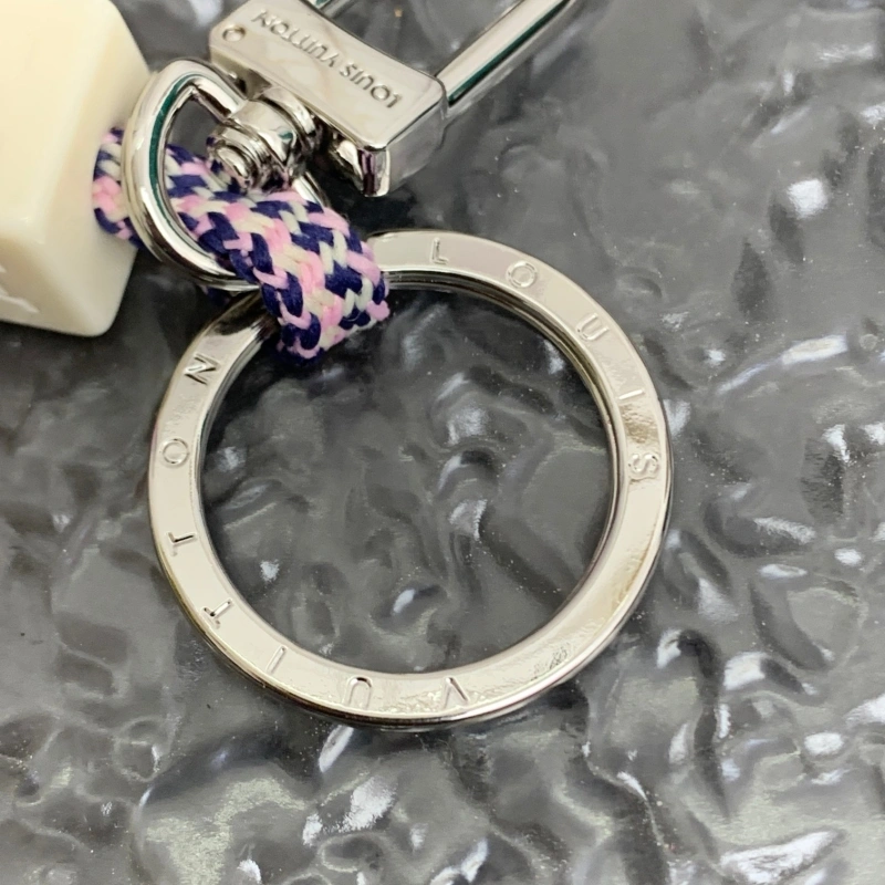 Louis Vuitton Keychains Lightweight 266227