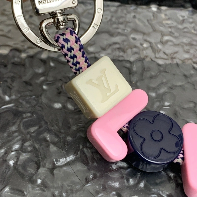 Louis Vuitton Keychains Lightweight 266227