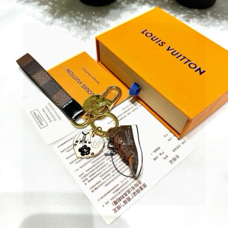 Chic Louis Vuitton Keychains 266208