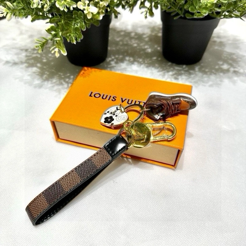 Chic Louis Vuitton Keychains 266208