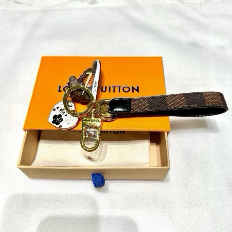 Chic Louis Vuitton Keychains 266208