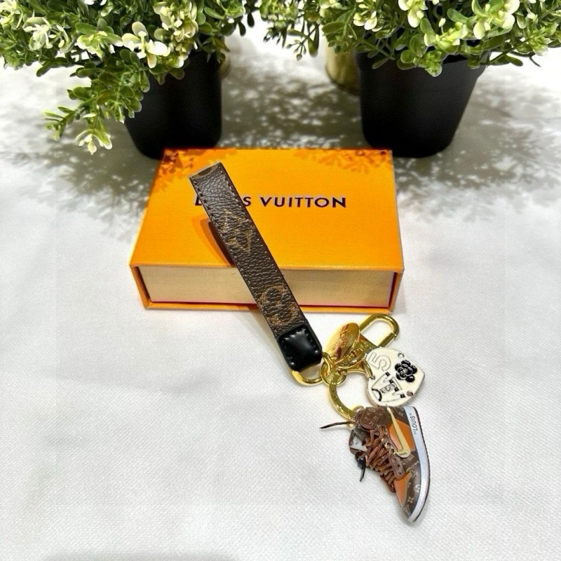 Louis Vuitton Keychains Resilient 266210