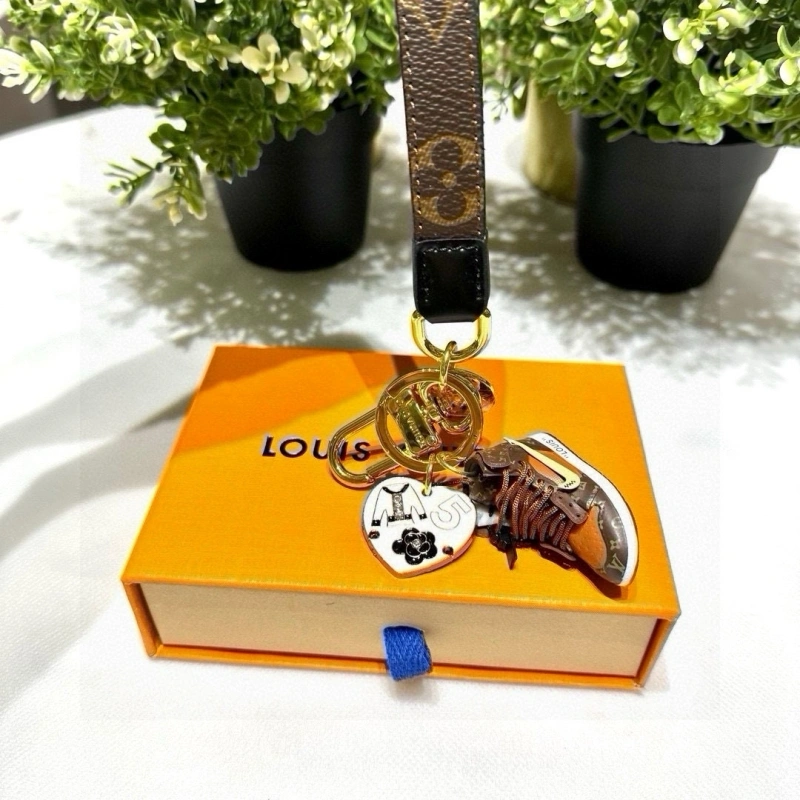 Louis Vuitton Keychains Resilient 266210