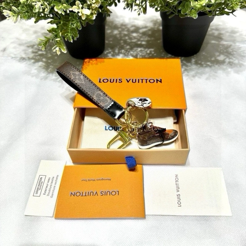 Louis Vuitton Keychains Resilient 266210