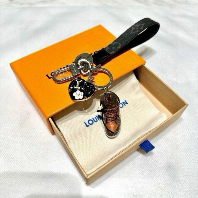 RelaxedFit Louis Vuitton Keychains 266222