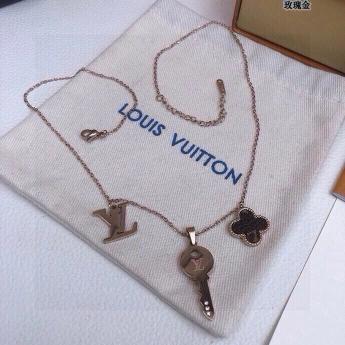 HighPerformance Louis Vuitton Keychains 266211