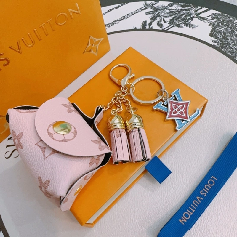 Louis Vuitton Keychains Supportive 266193