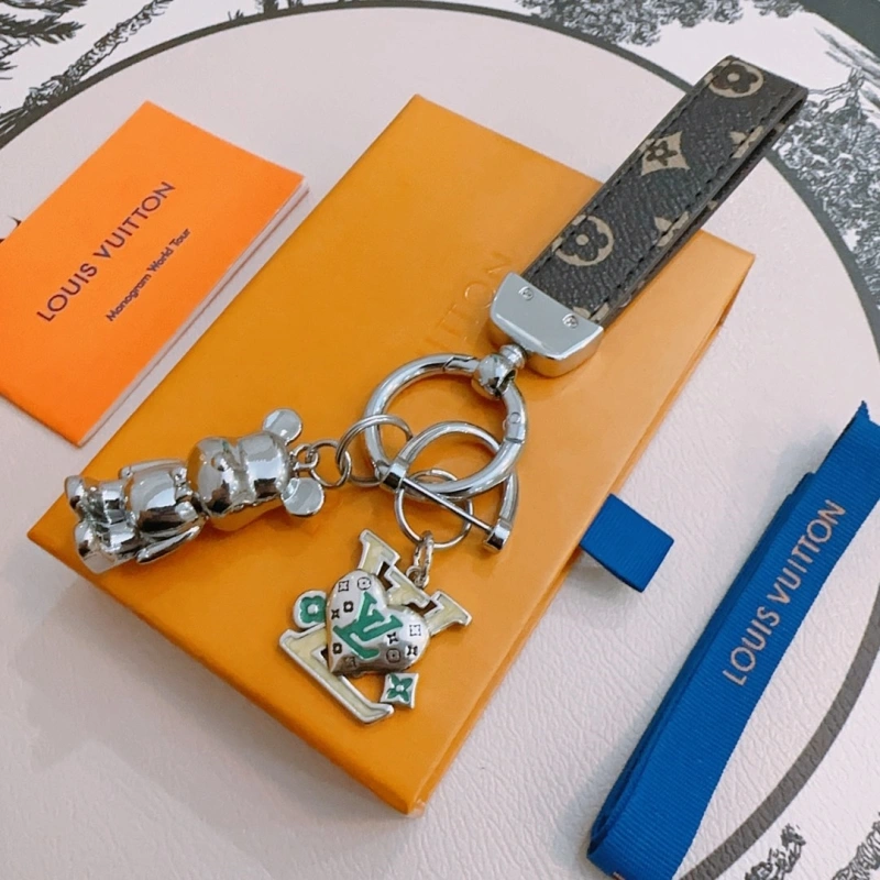 Louis Vuitton Keychains Chic 266195