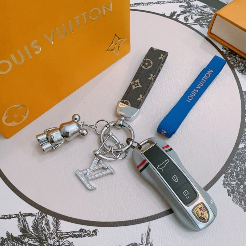 Louis Vuitton Keychains Casual 266177