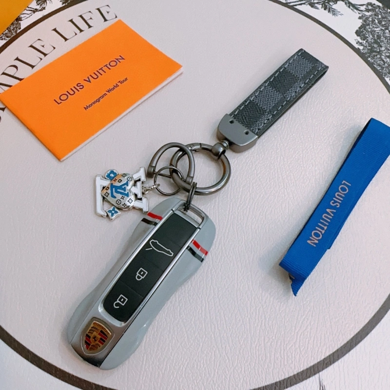 Louis Vuitton Keychains UrbanChic 266168