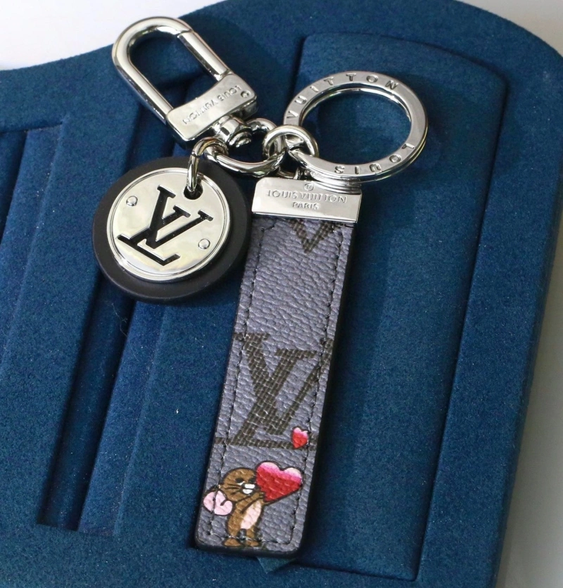 OdorResistant Louis Vuitton Keychains 266151