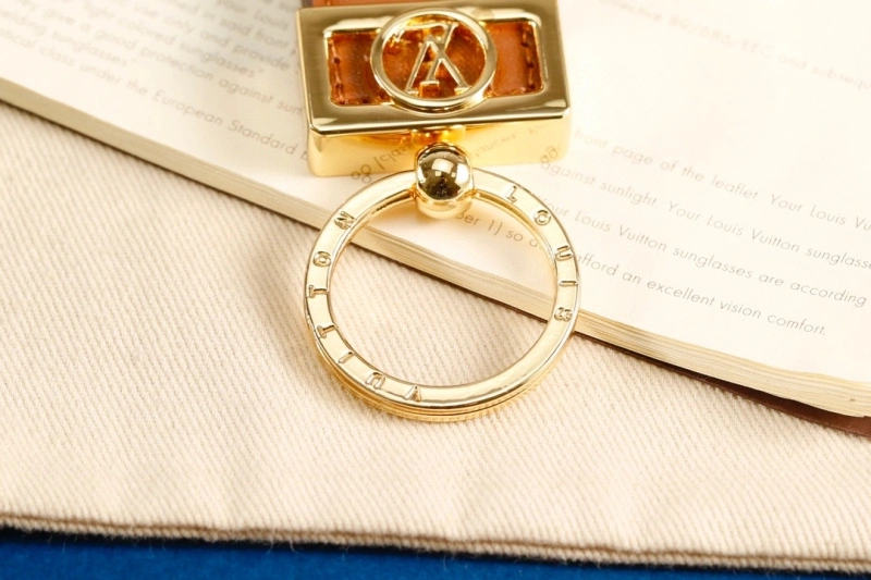 DailyWear Louis Vuitton Keychains 266129