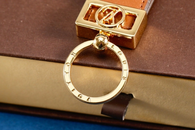 AllSeason Louis Vuitton Keychains 266140