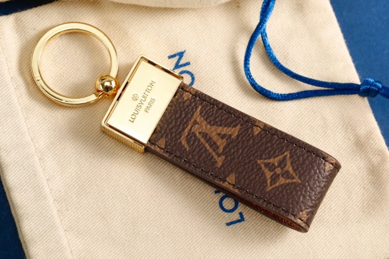 AllSeason Louis Vuitton Keychains 266140