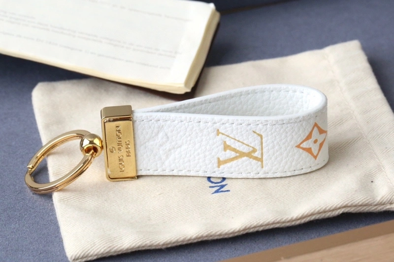 Neat Louis Vuitton Keychains 266130