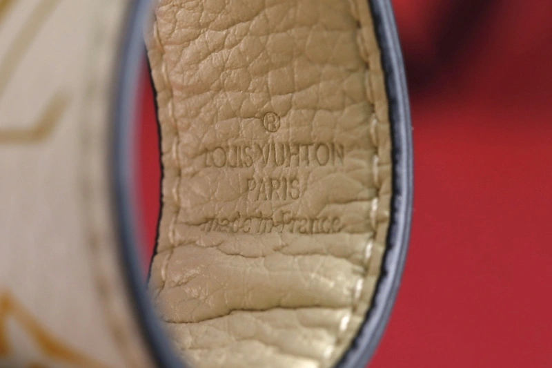 Louis Vuitton Keychains ComfortFit 266128