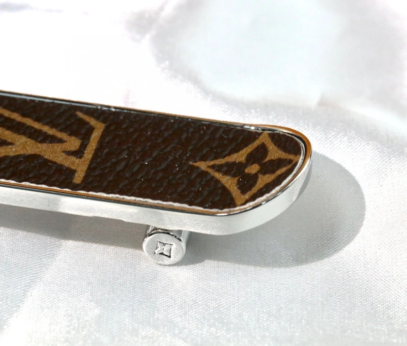 Louis Vuitton Keychains RelaxedFit 266139