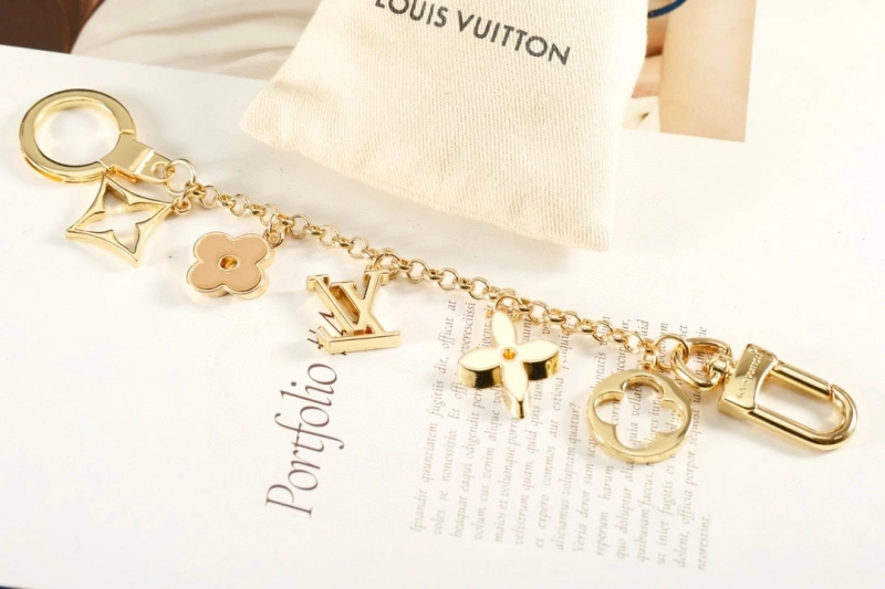 Louis Vuitton Keychains Breathable 266134