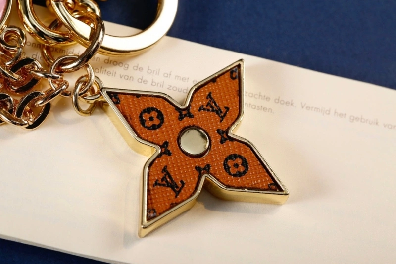 Louis Vuitton Keychains Seasonal 266125