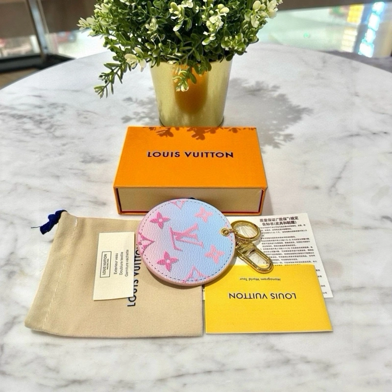 Louis Vuitton Keychains Youthful 266117