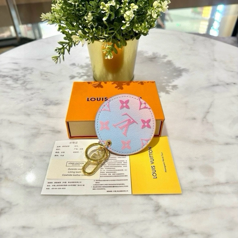 Louis Vuitton Keychains Youthful 266117