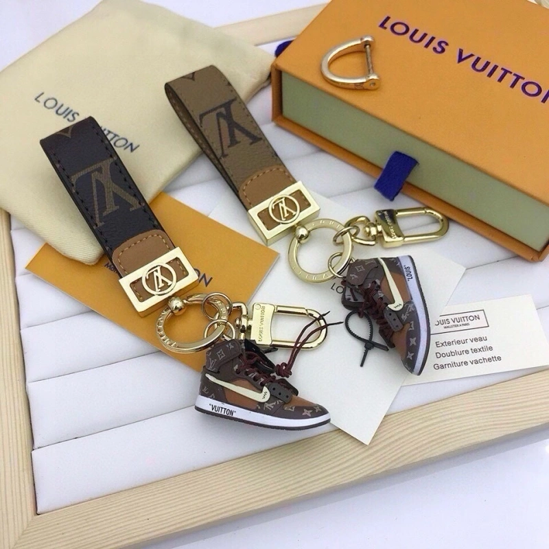 RelaxedFit Louis Vuitton Keychains 266092