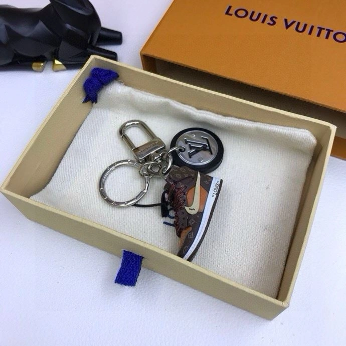 Louis Vuitton Keychains Stretchable 265549
