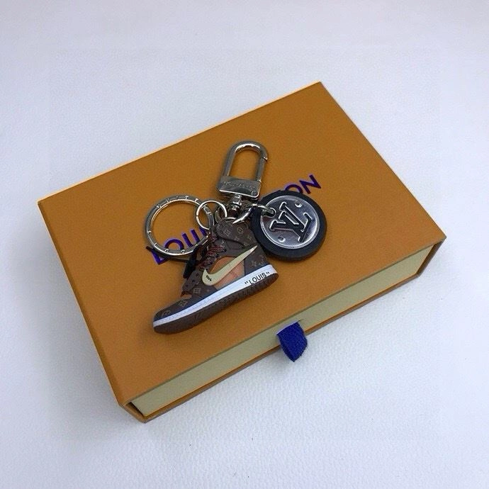 Louis Vuitton Keychains Stretchable 265549