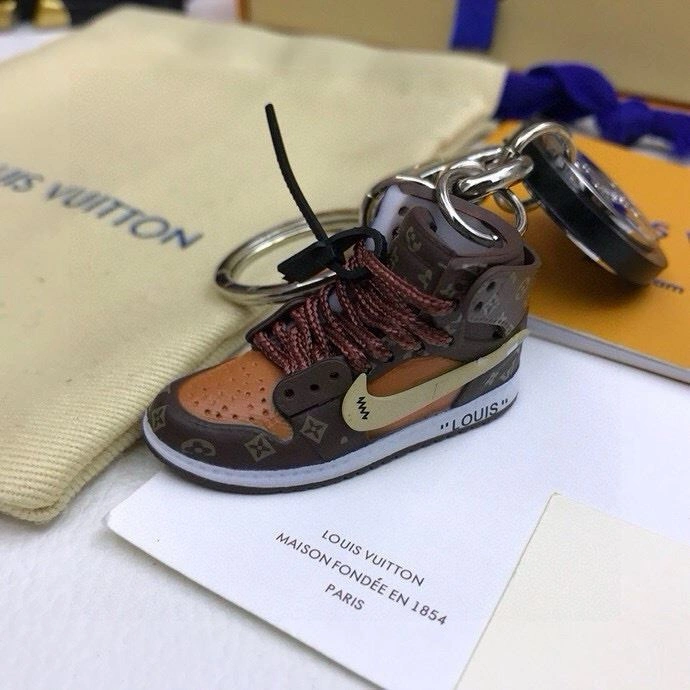 Louis Vuitton Keychains Stretchable 265549