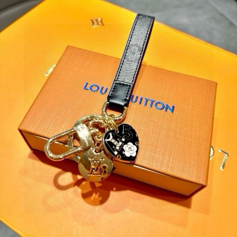 Versatile Louis Vuitton Keychains 265562