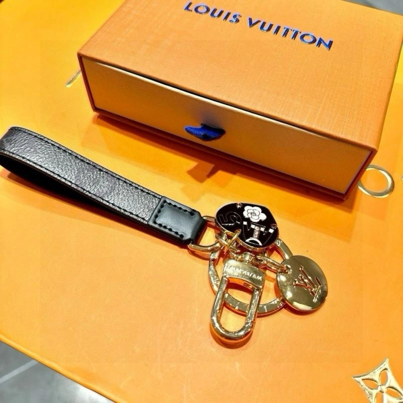 Versatile Louis Vuitton Keychains 265562