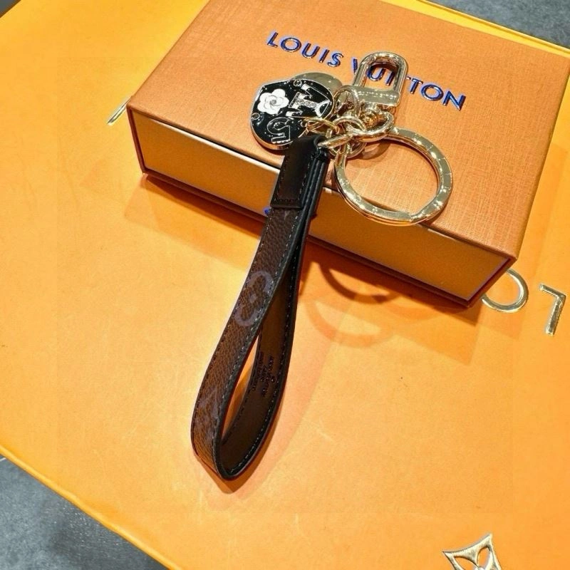 Versatile Louis Vuitton Keychains 265562
