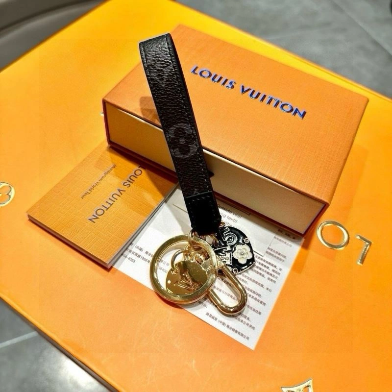 Versatile Louis Vuitton Keychains 265562