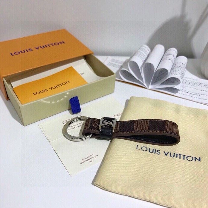 Affordable Louis Vuitton Keychains 265538