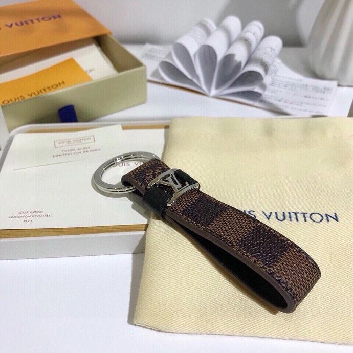 Affordable Louis Vuitton Keychains 265538