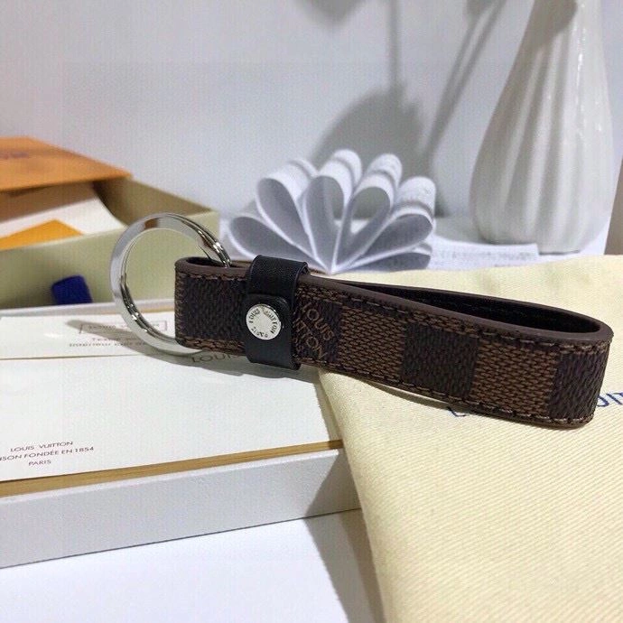 Affordable Louis Vuitton Keychains 265538