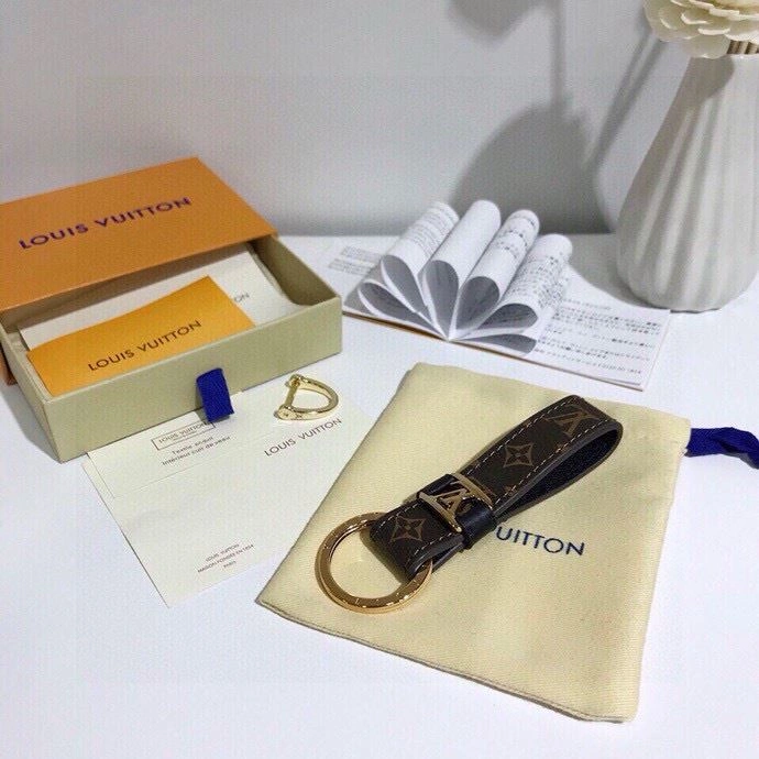 Louis Vuitton Keychains Neat 265534