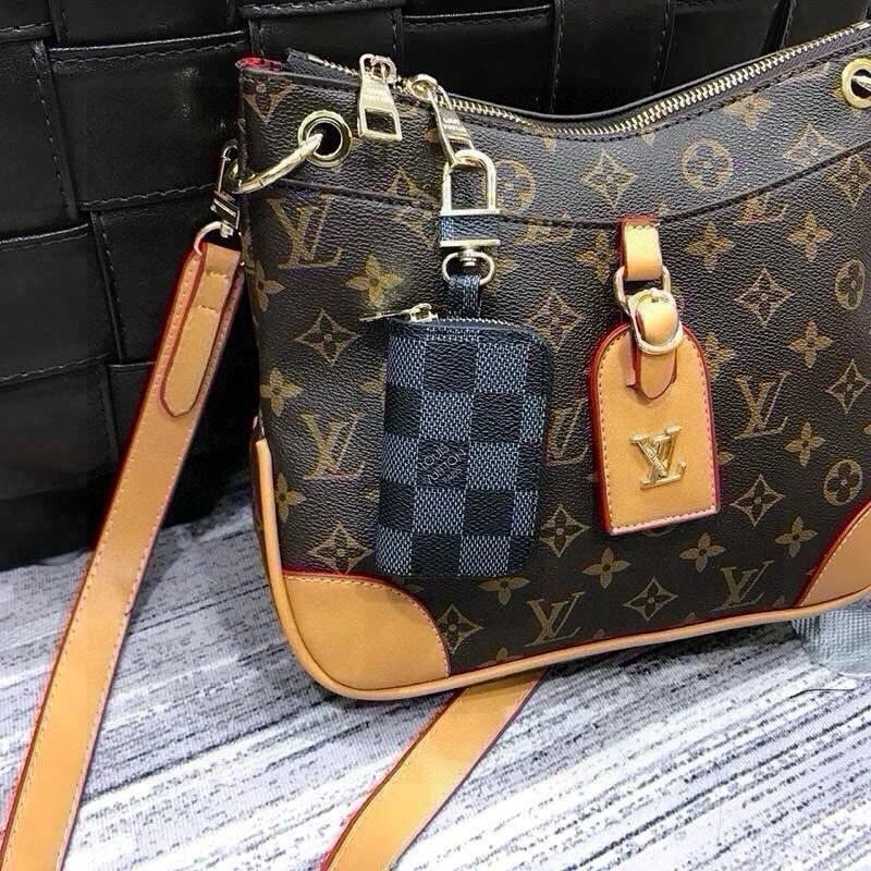 Louis Vuitton Keychains Comfortable 265532