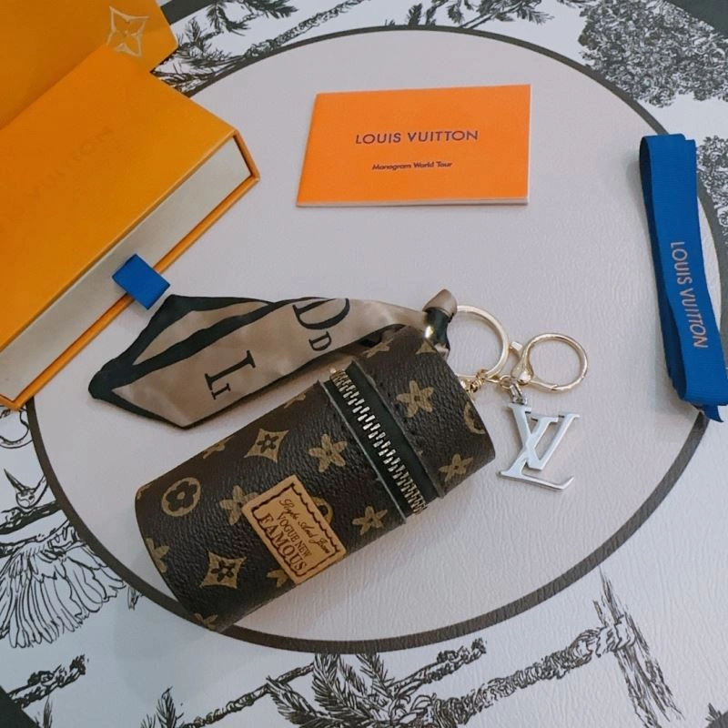 Minimalist Louis Vuitton Keychains 265493