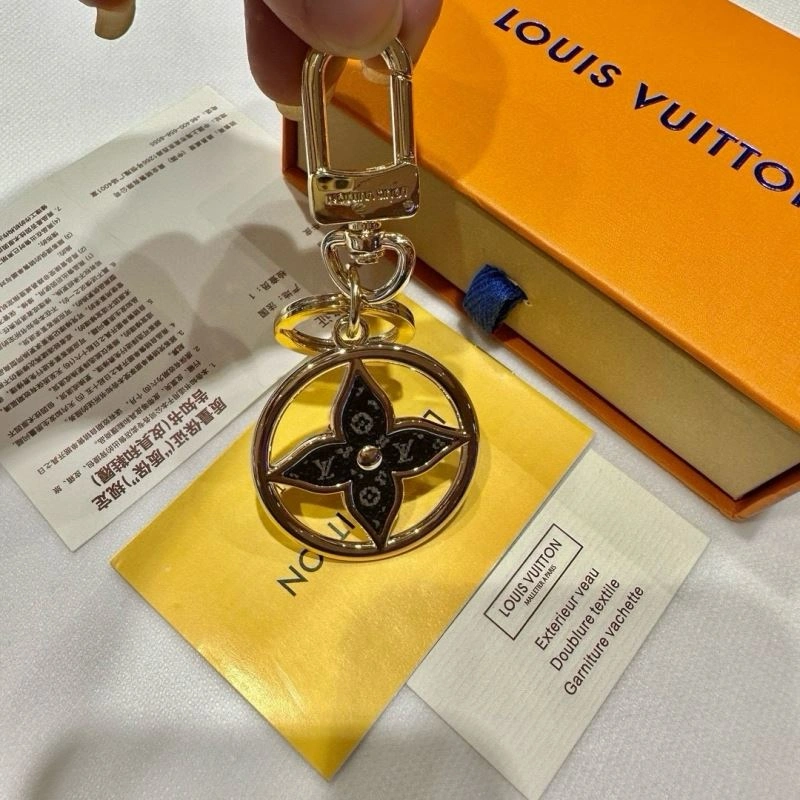 Supportive Louis Vuitton Keychains 265522